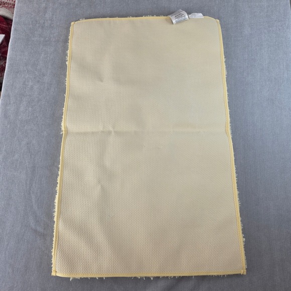 Kate Spade Bath Rug Unisex 20x32 Yellow New Shaggy Plush Anti-Skid Mat - Picture 5 of 10